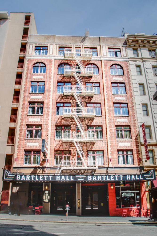 The Bartlett Hotel and Guesthouse